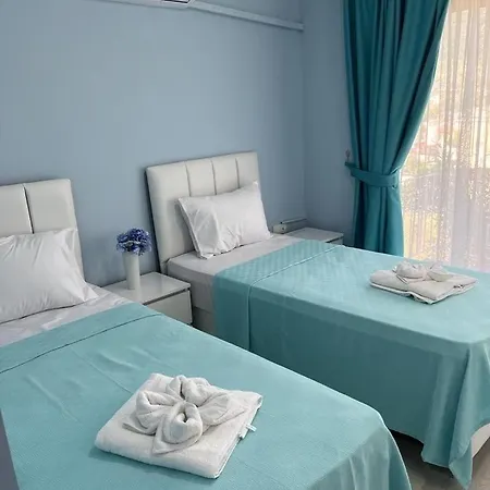 Marquis Blue Bed & Breakfast Kas